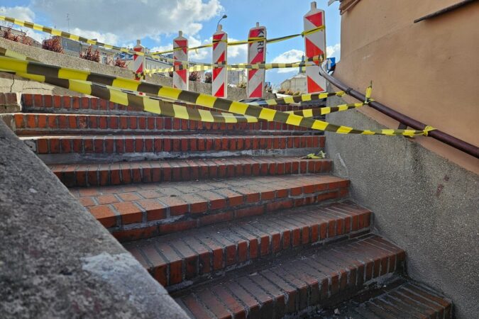 Naprawione schody u zbiegu ulic Staszica i Świętoduskiej w Lublinie