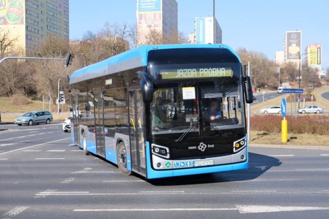 NesoBus testuje na ulicach Lublina autobus wodorowy wyprodukowany dla Chełma